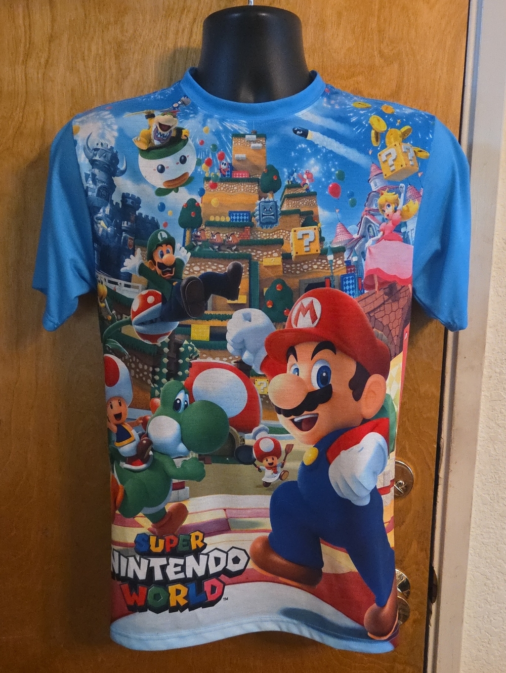 Super Nintendo World Universal Studios Hollywood All Over Print Shirt Size Small
